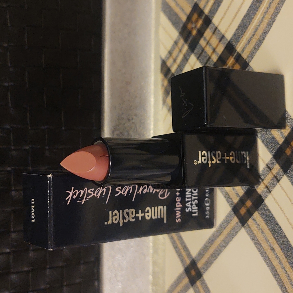 Lune & Aster satin lipstick- Loved